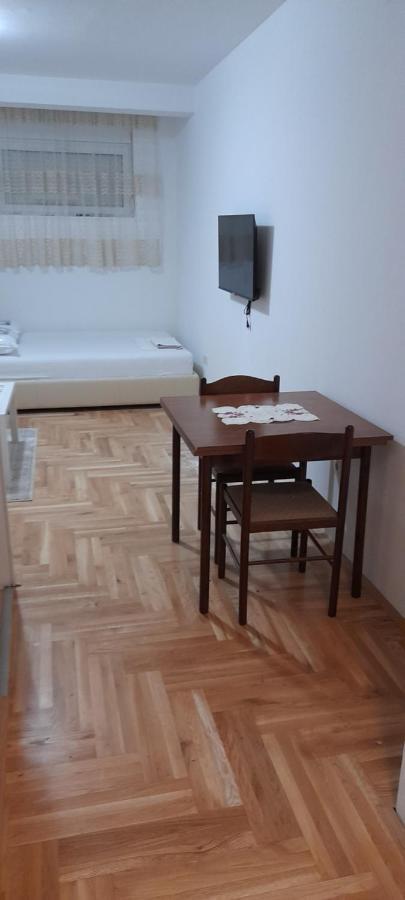 Apartment Luka Подгорица Экстерьер фото